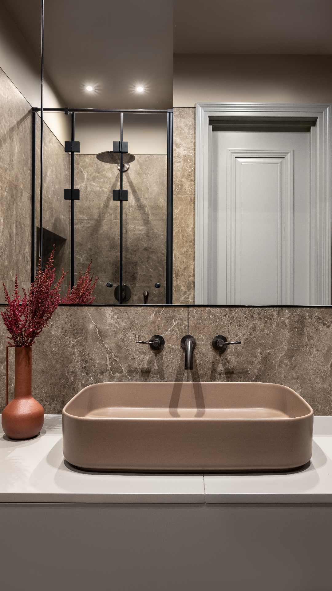 Испания в сердце Москвы: средиземноморский рай в городской квартире