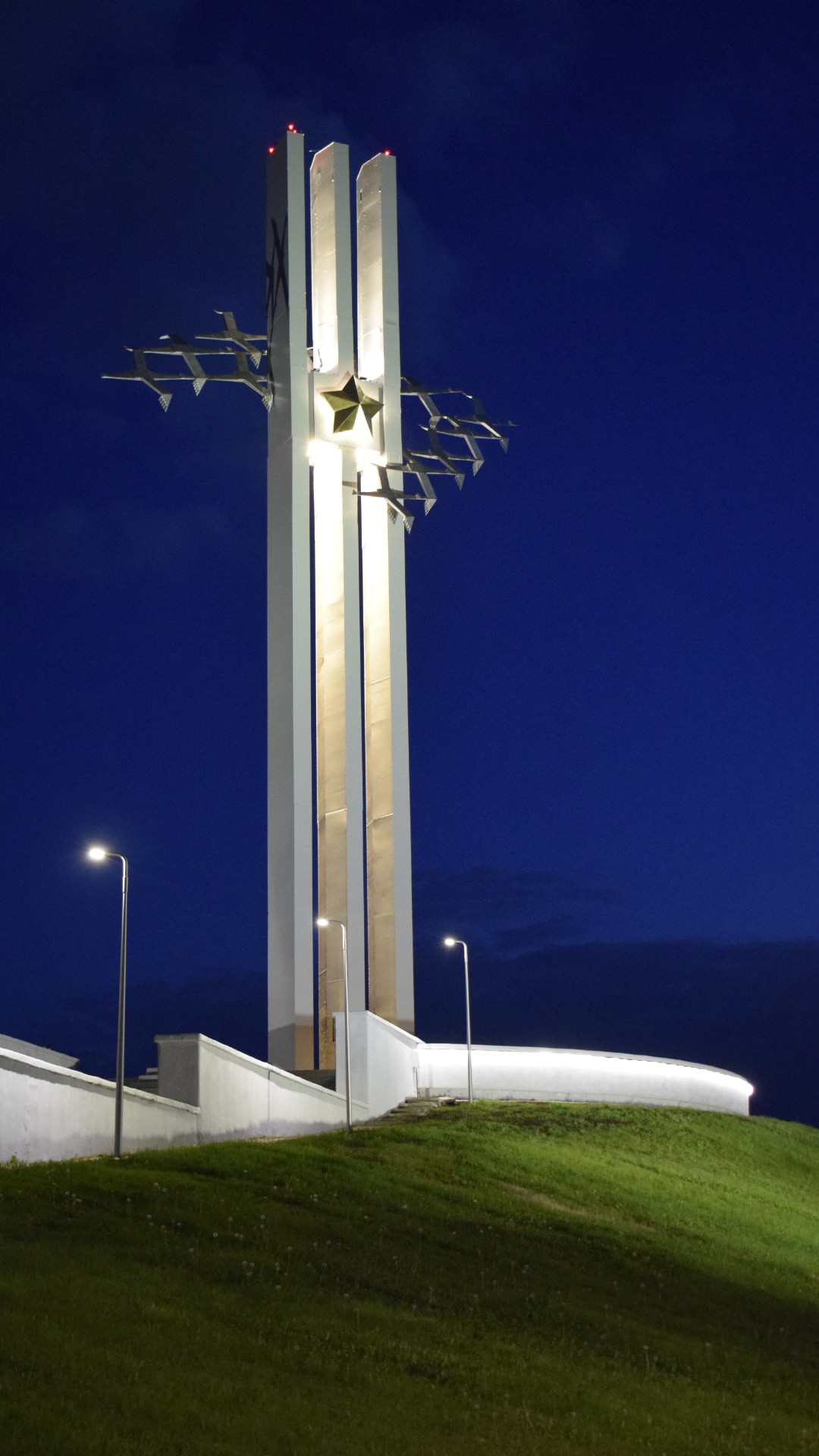 Мемориальный комплекс «Журавли» г. Саратова