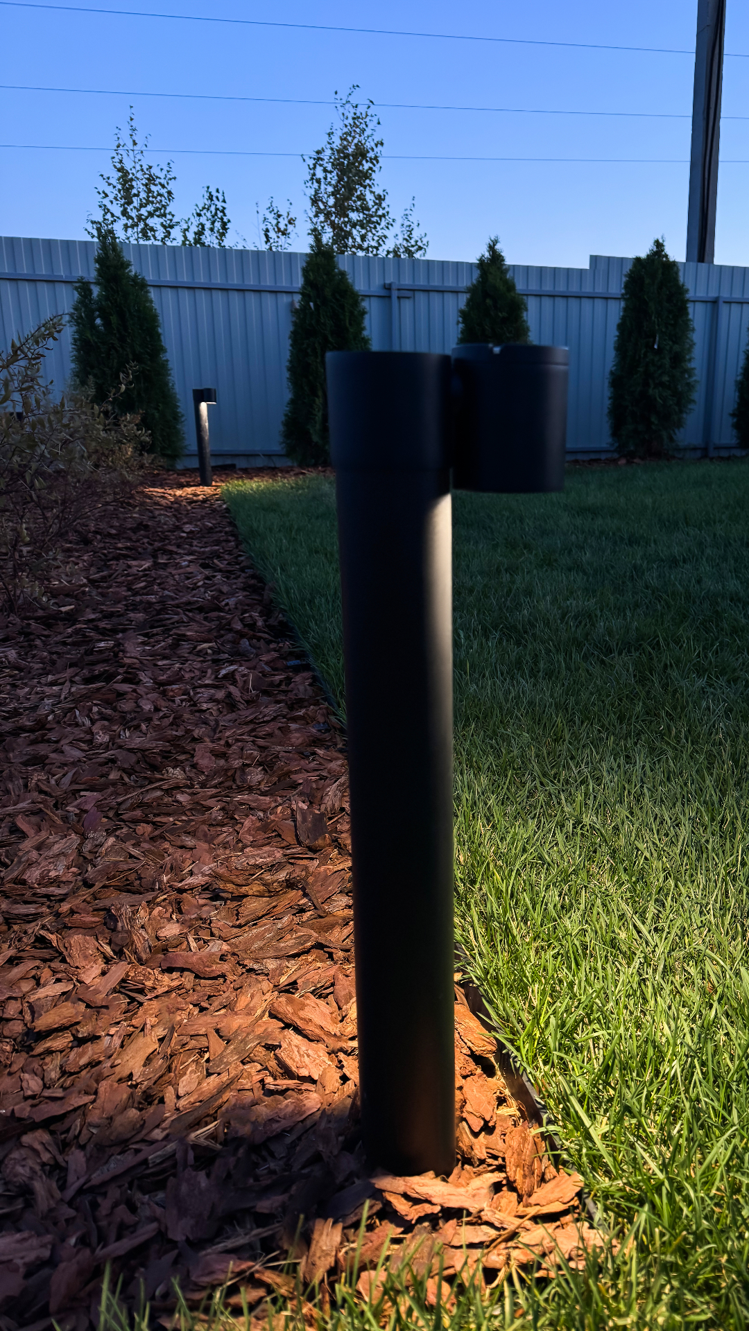 Минимализм, подсвеченный изнутри: сад частного дома