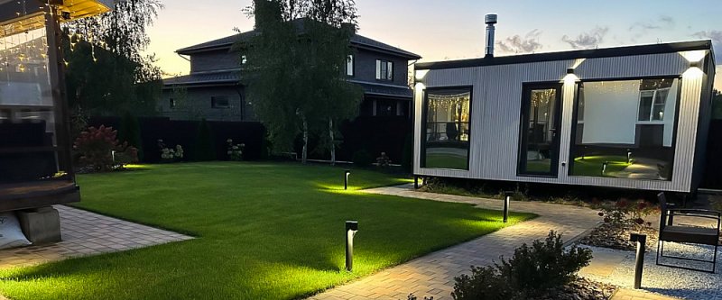 Минимализм, подсвеченный изнутри: сад частного дома